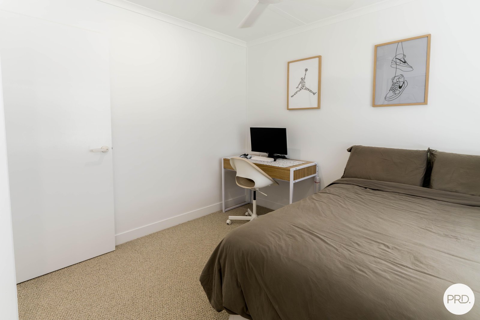 21 Bezzina Court BUCASIA 19