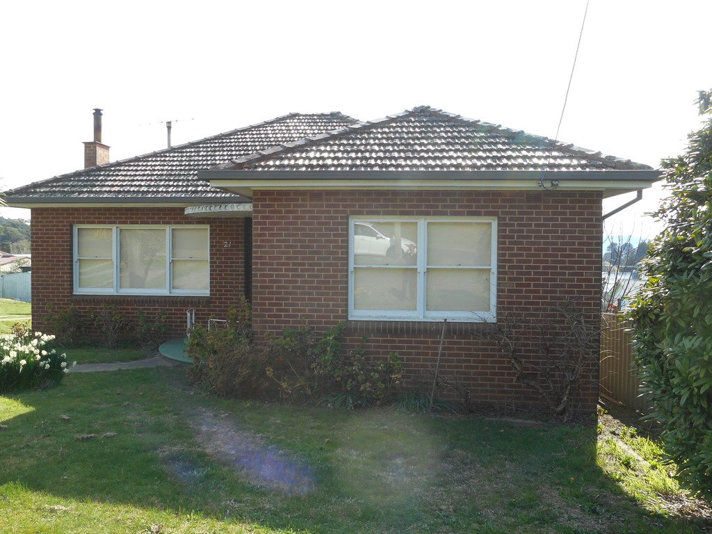 21 Birch Street BATLOW 1