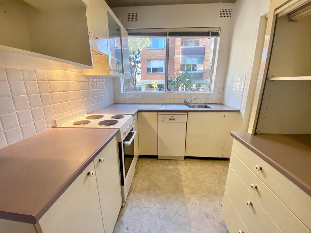 2/1 Blenheim Street RANDWICK 4
