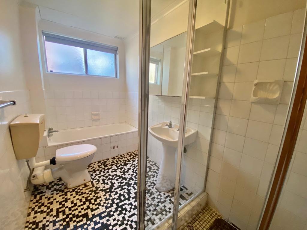 2/1 Blenheim Street RANDWICK 8