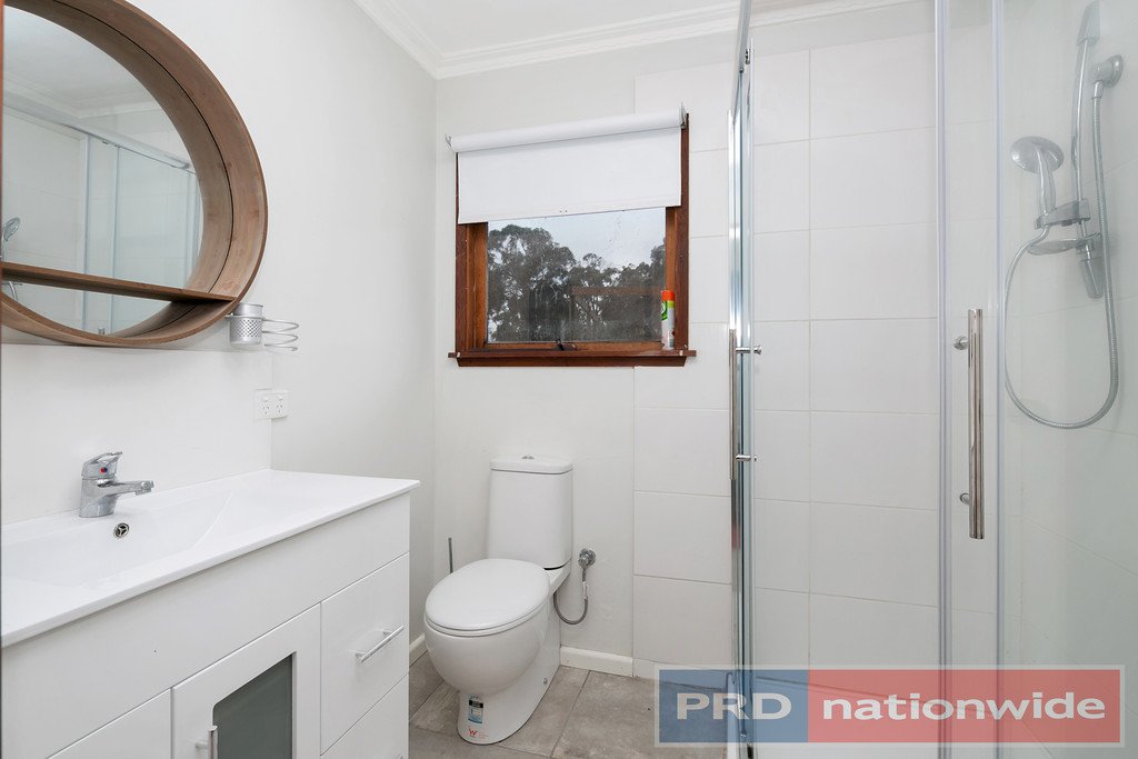 21 Blunts Lane LINTON 9