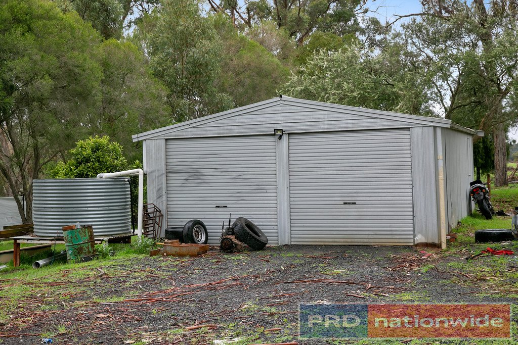 21 Blunts Lane LINTON 11