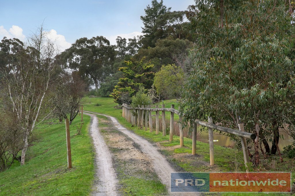 21 Blunts Lane LINTON 17