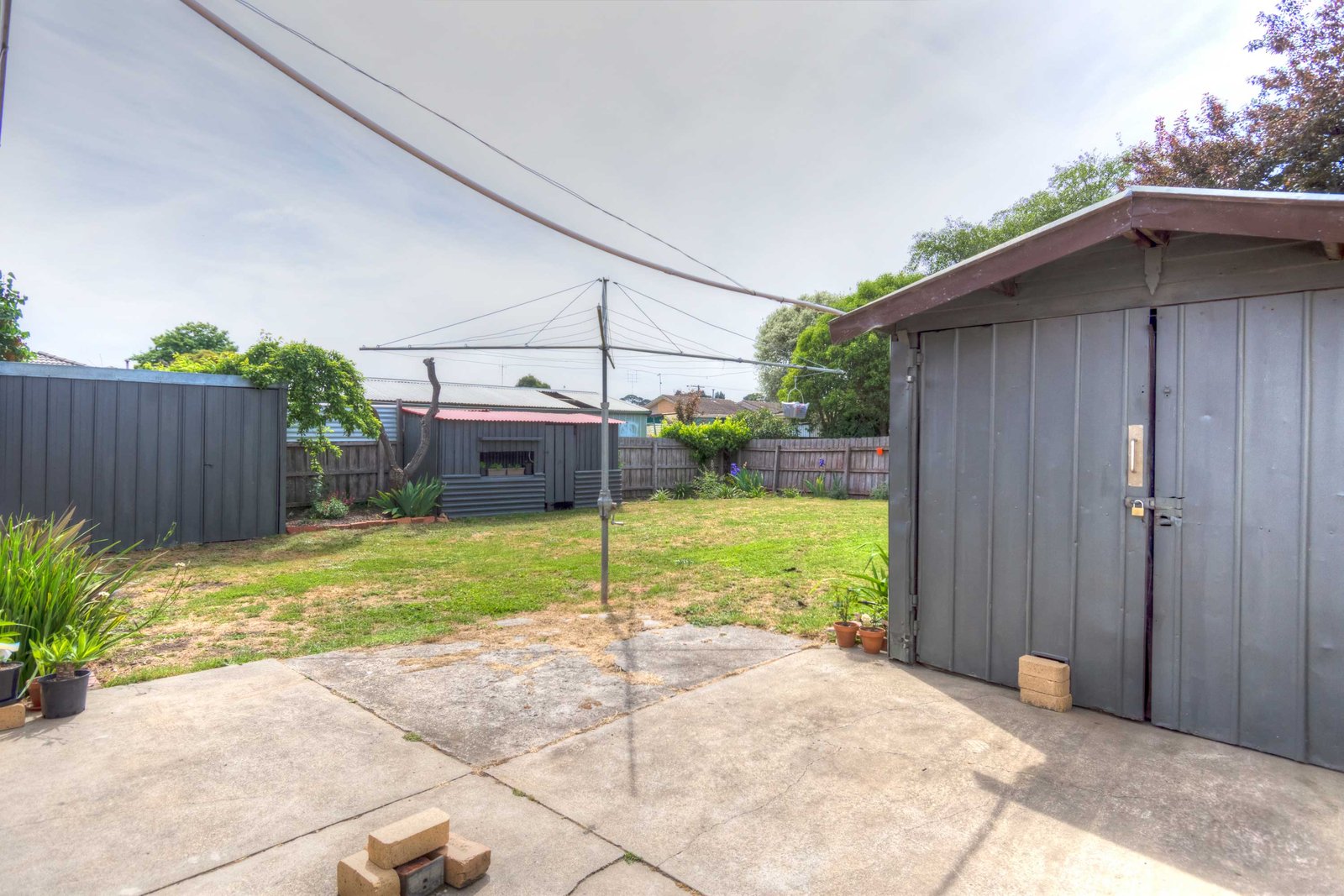 21 Boronia Grove WENDOUREE 9