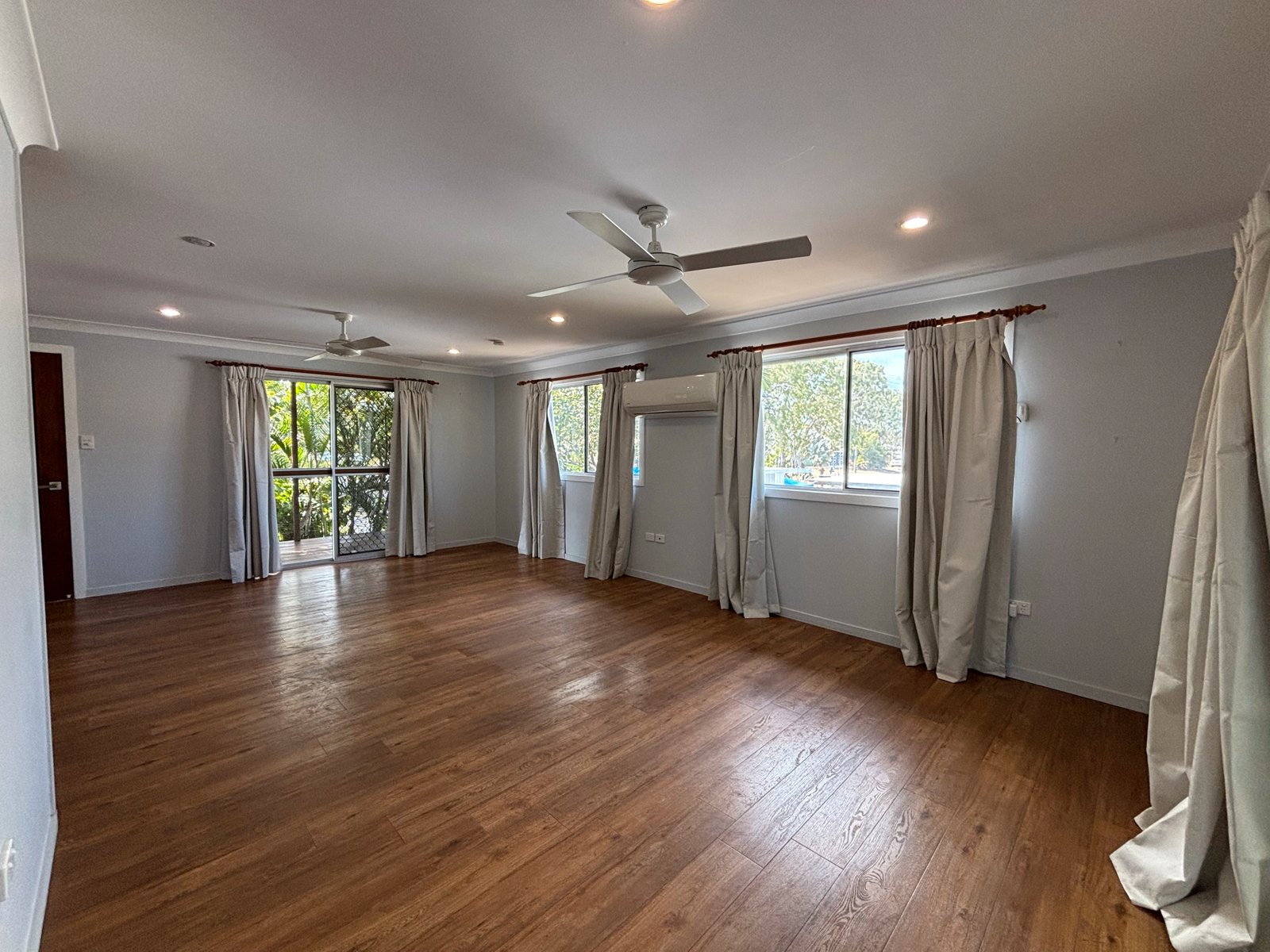 21 Bourke Street BLACKS BEACH 7