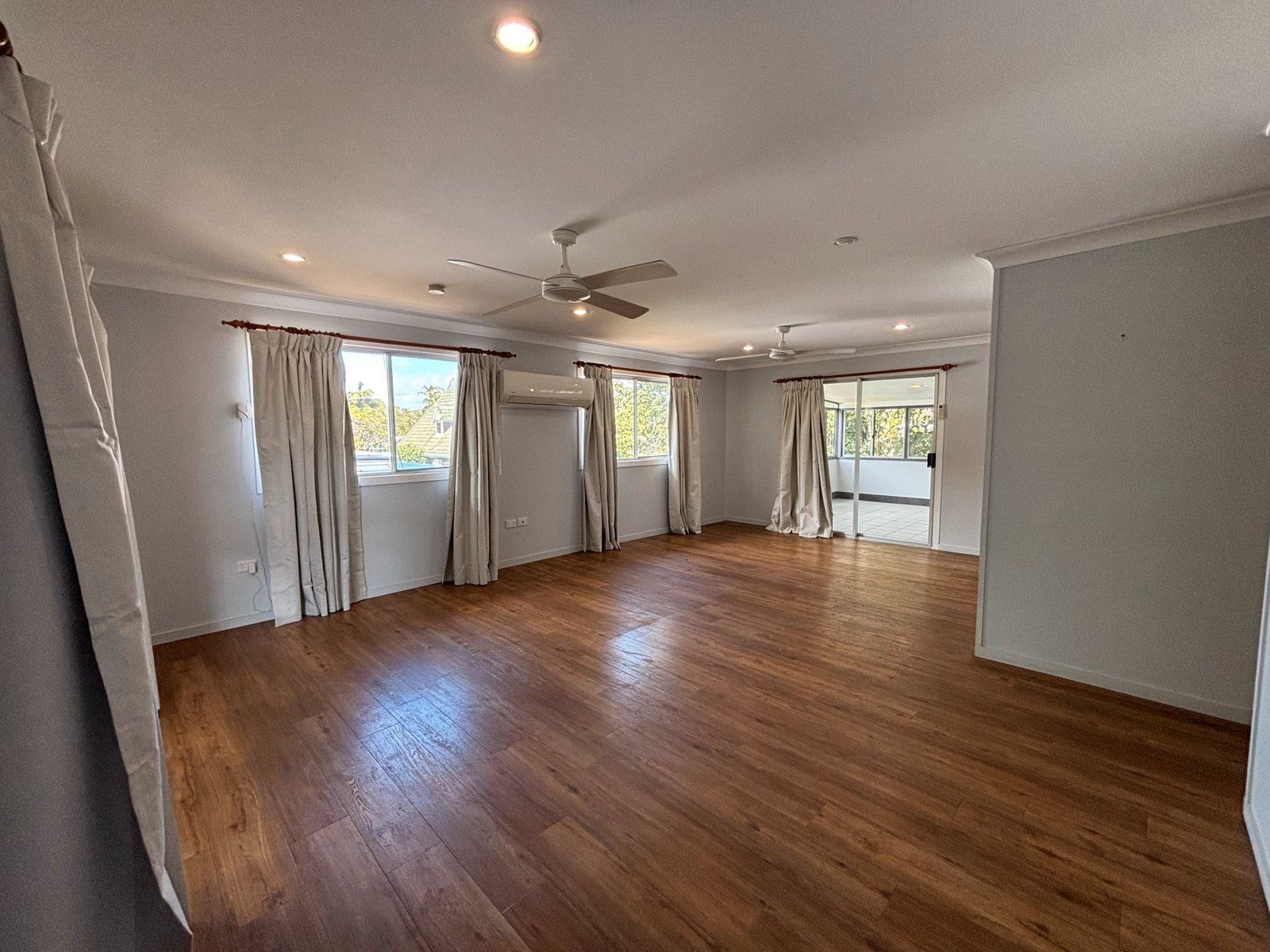 21 Bourke Street BLACKS BEACH 9