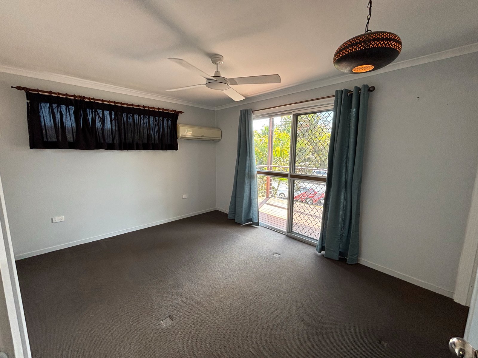 21 Bourke Street BLACKS BEACH 20