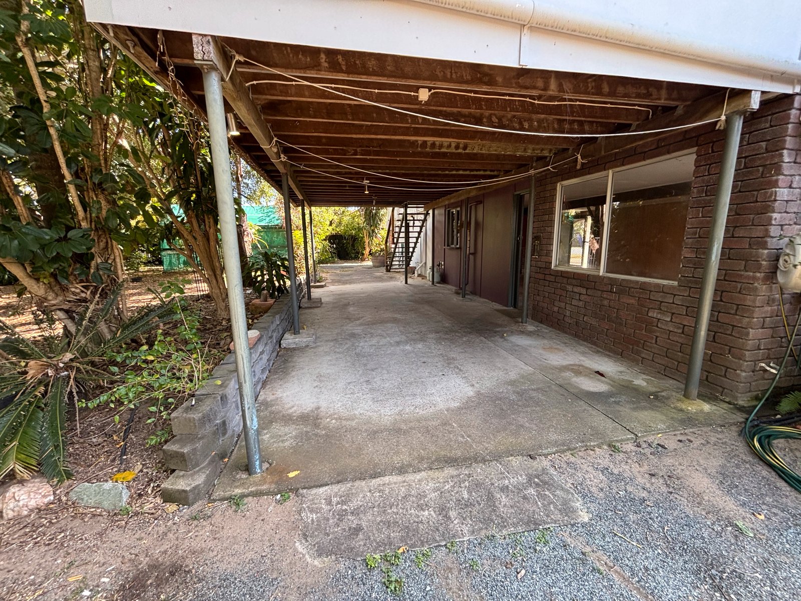 21 Bourke Street BLACKS BEACH 32