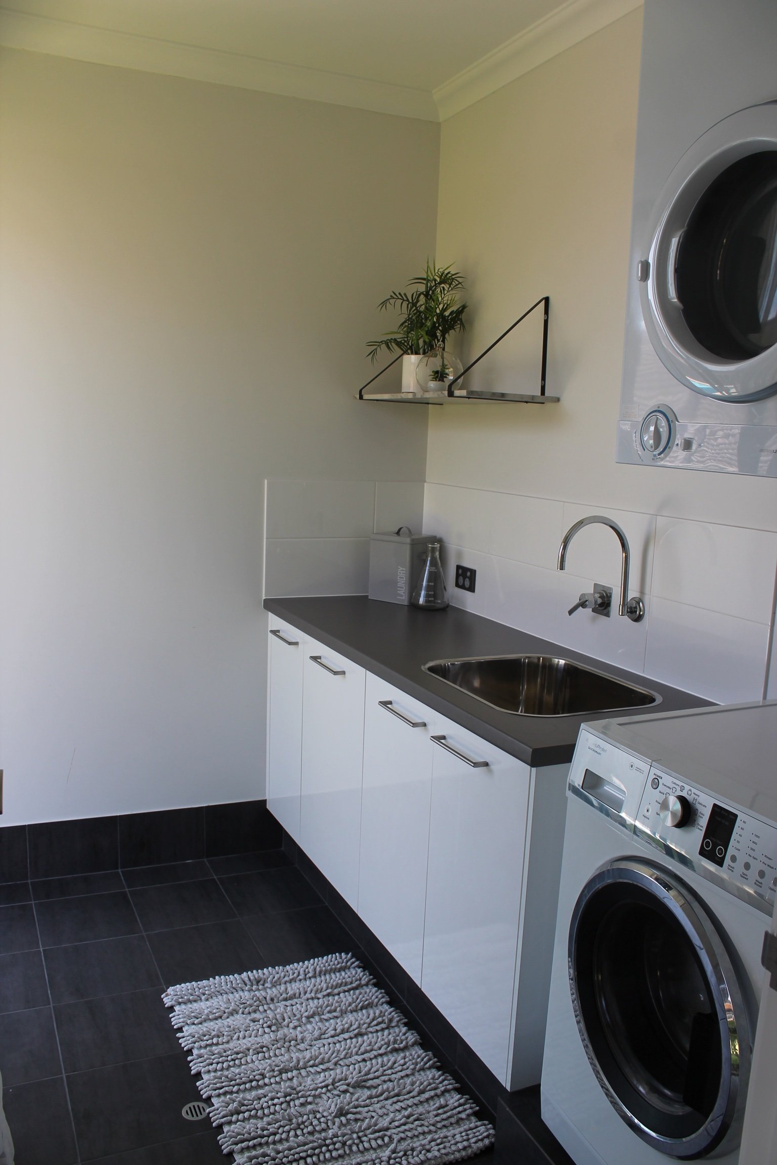 21 Bramley Loop MADELEY 15