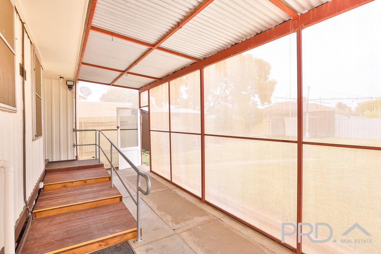 21 Brian Crescent MILDURA 14