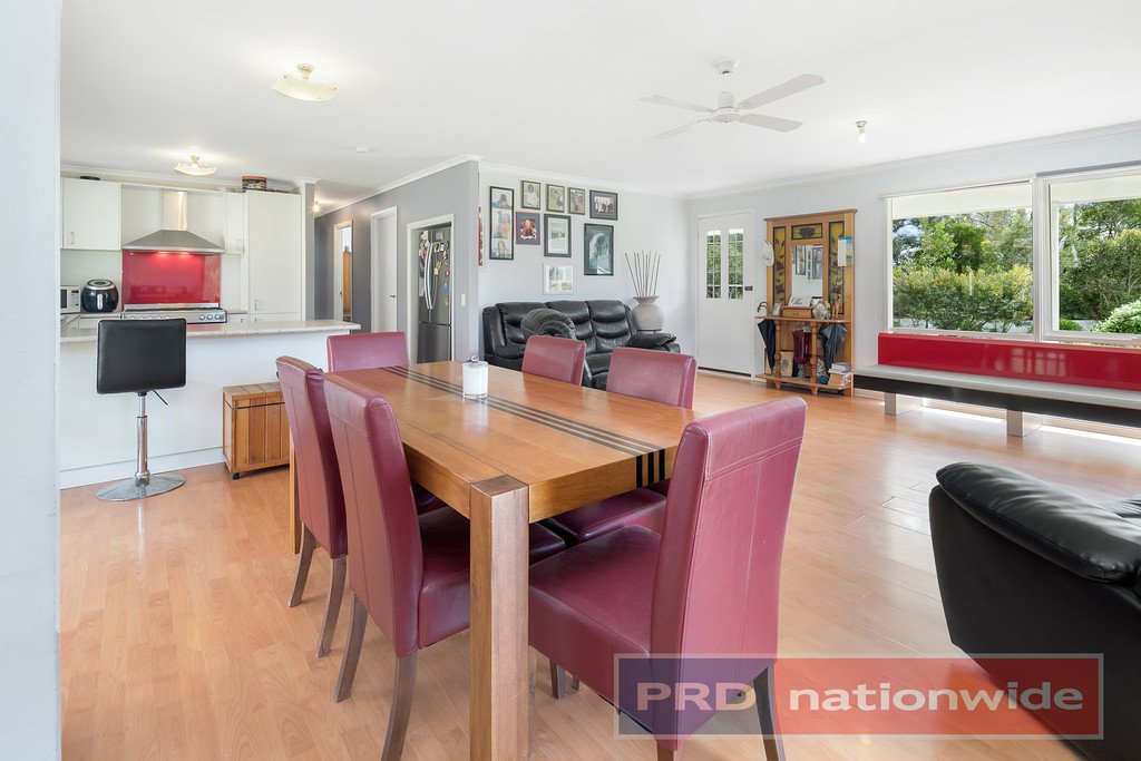 21 Briardale Avenue ENFIELD 5