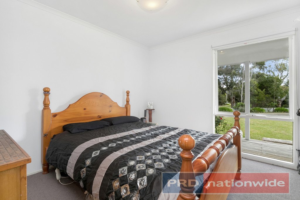 21 Briardale Avenue ENFIELD 7