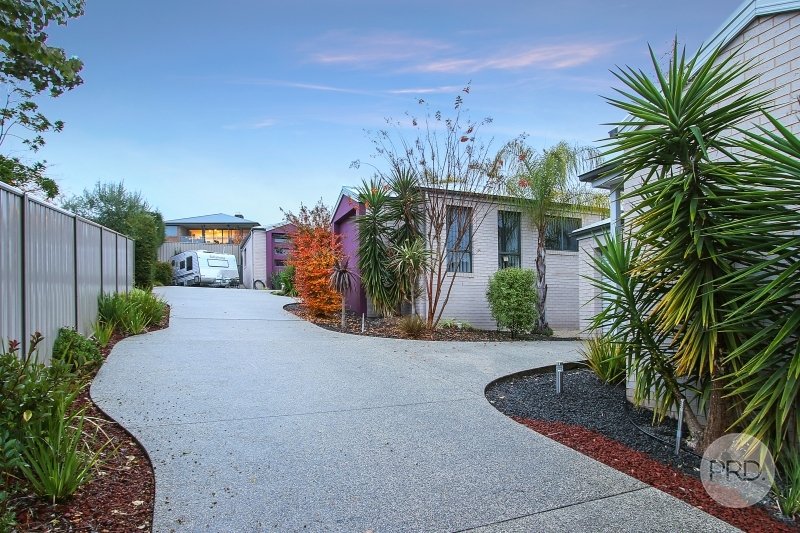 21 Briwood Court WEST ALBURY 32