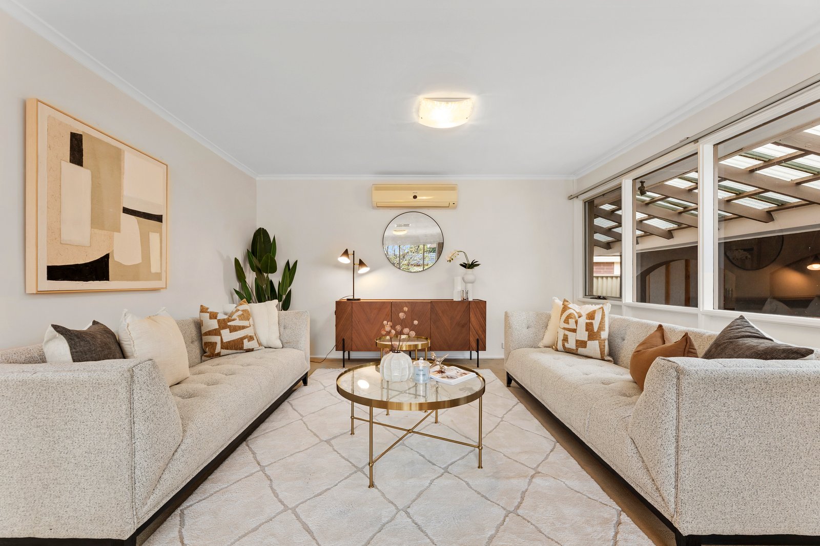 Gallery: 21 Bruford Avenue