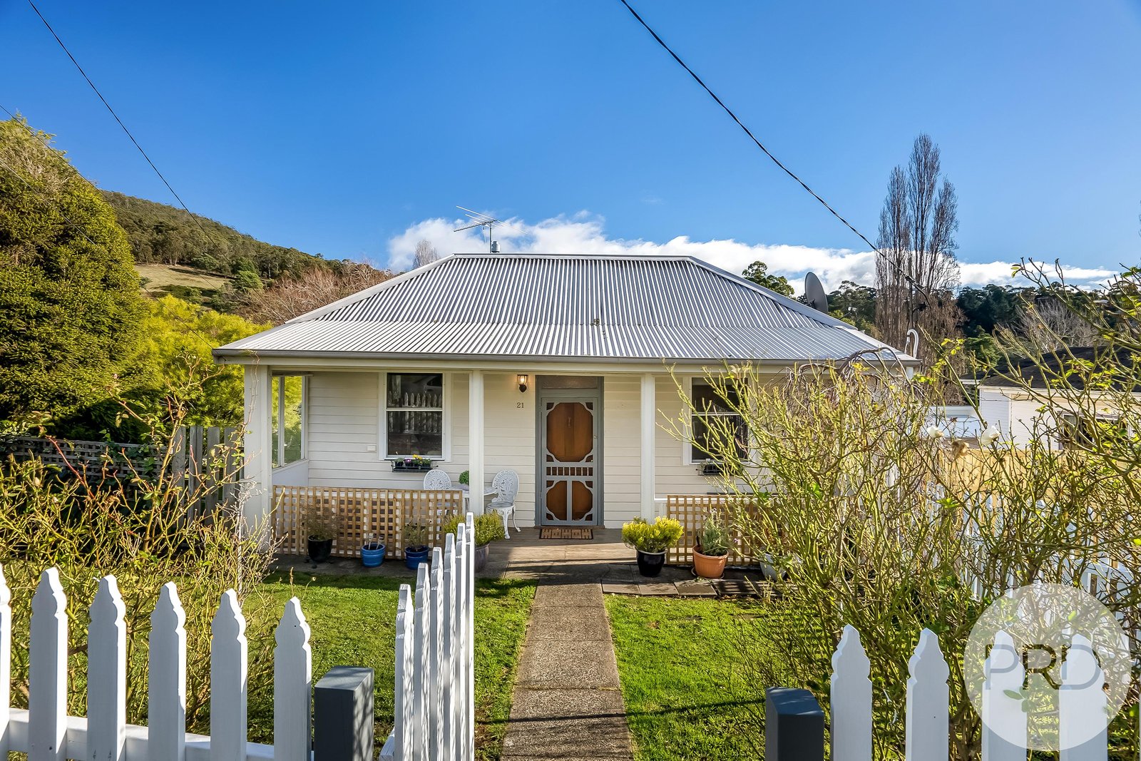 21 Brushy Creek Road LENAH VALLEY 9