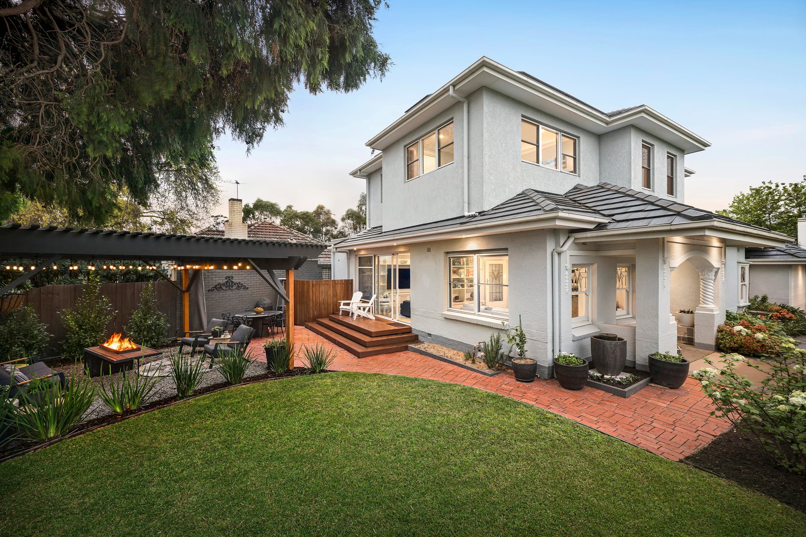 21 Cairnes Crescent, Malvern East, 3145