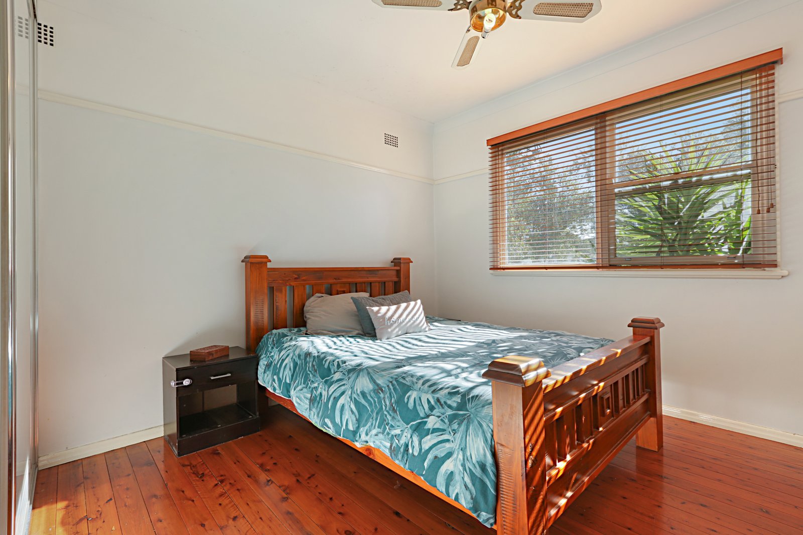 21 Cambridge Road DAPTO 4