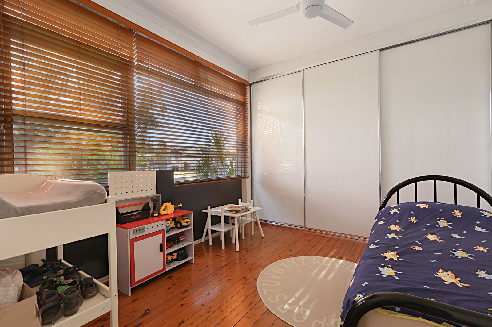 21 Cambridge Road DAPTO 5