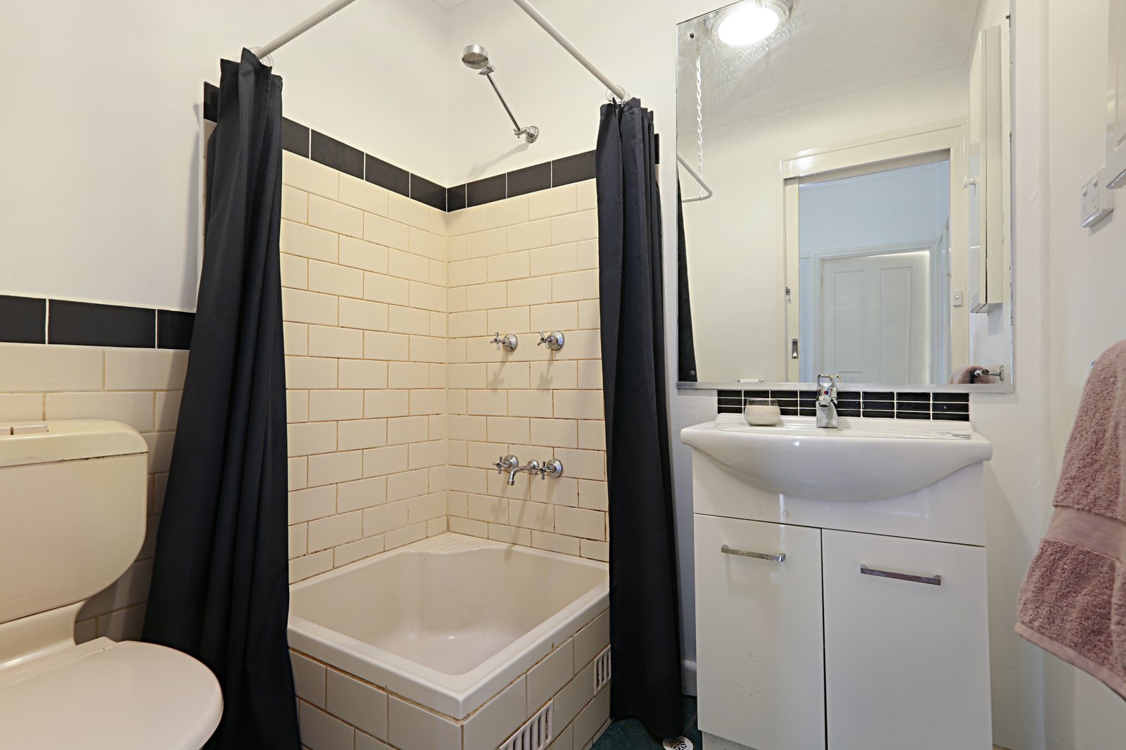 21 Cambridge Road DAPTO 6