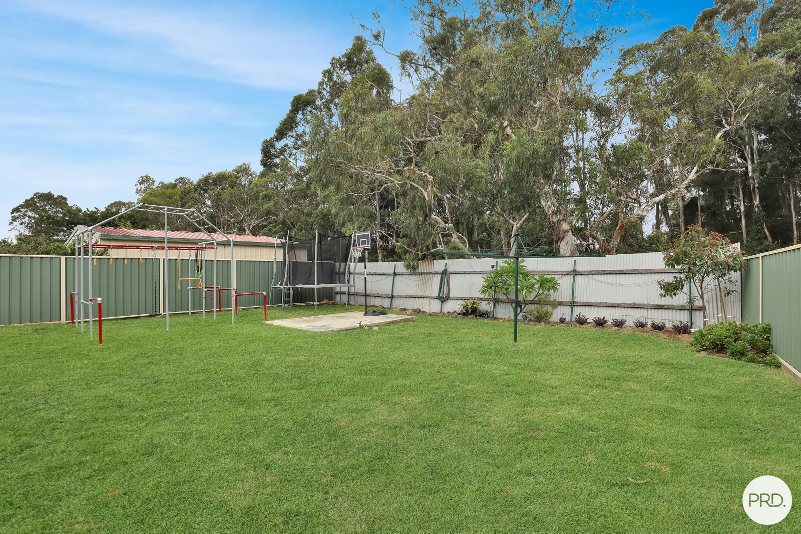 21 Cambridge Road DAPTO 8