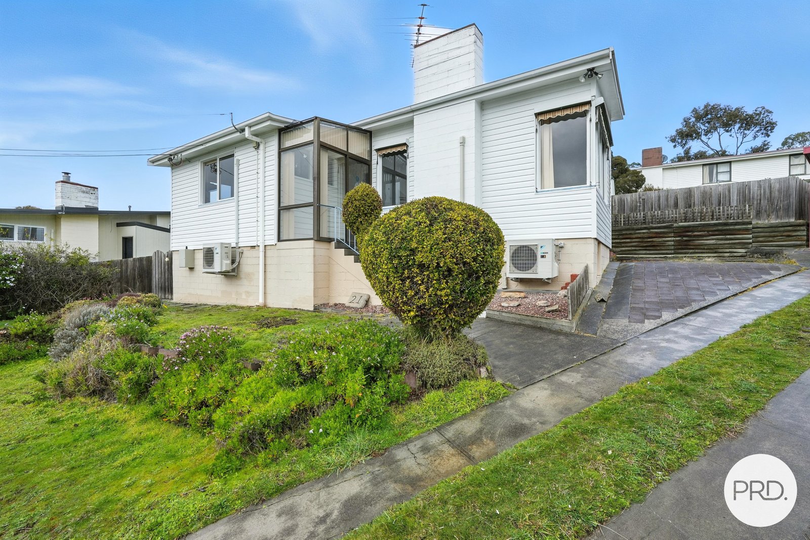 21 Cammeray Road CLAREMONT 1