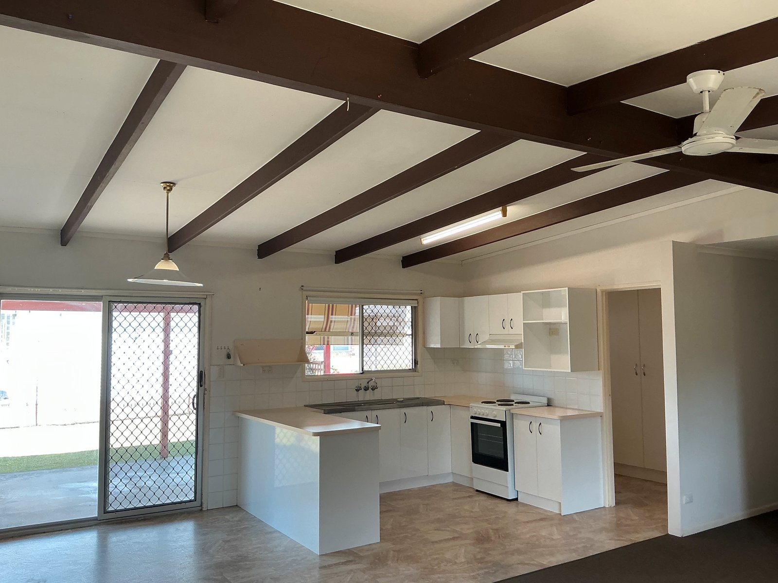 21 Caringa Street URANGAN 9