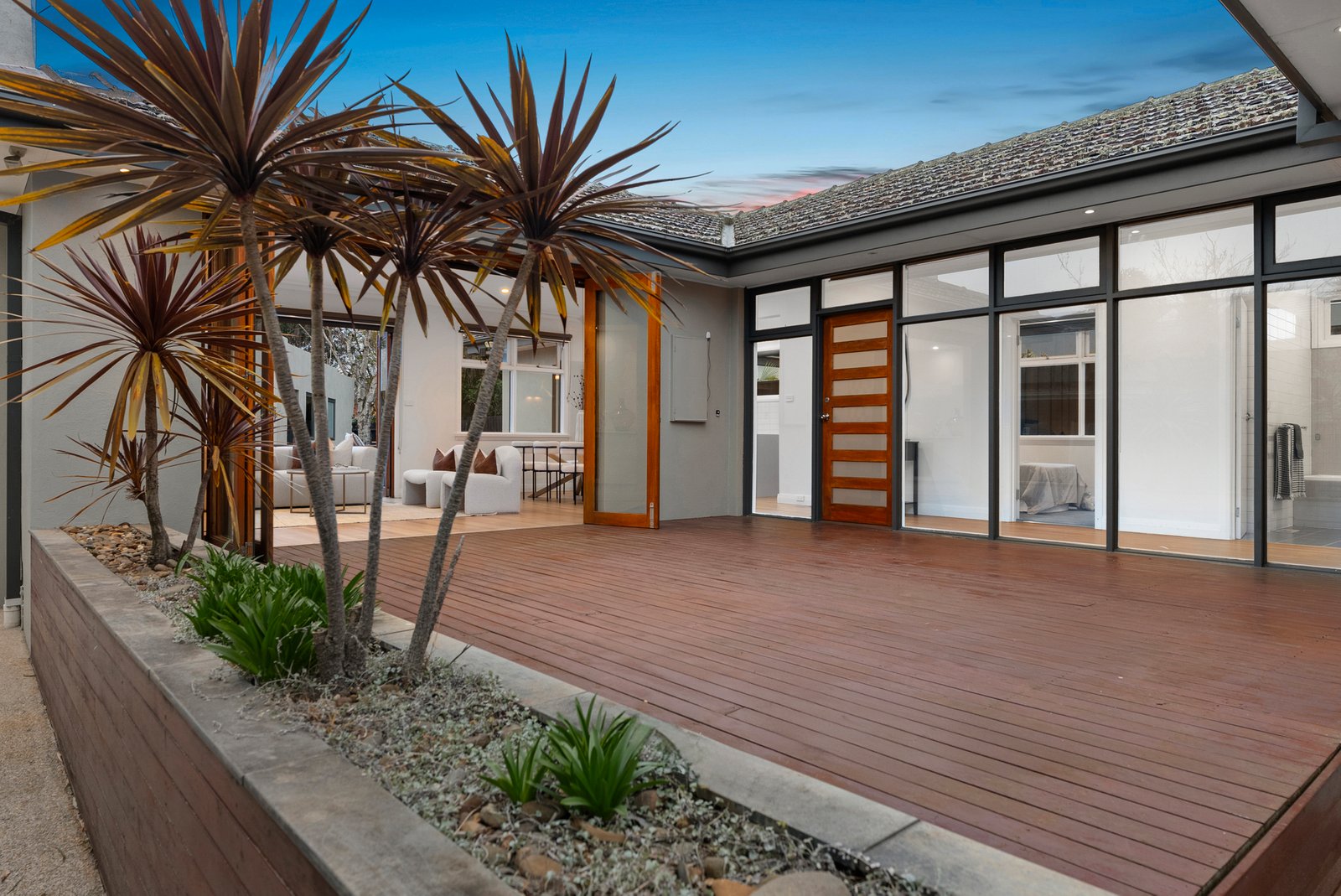 Gallery: 21 Carinya Road