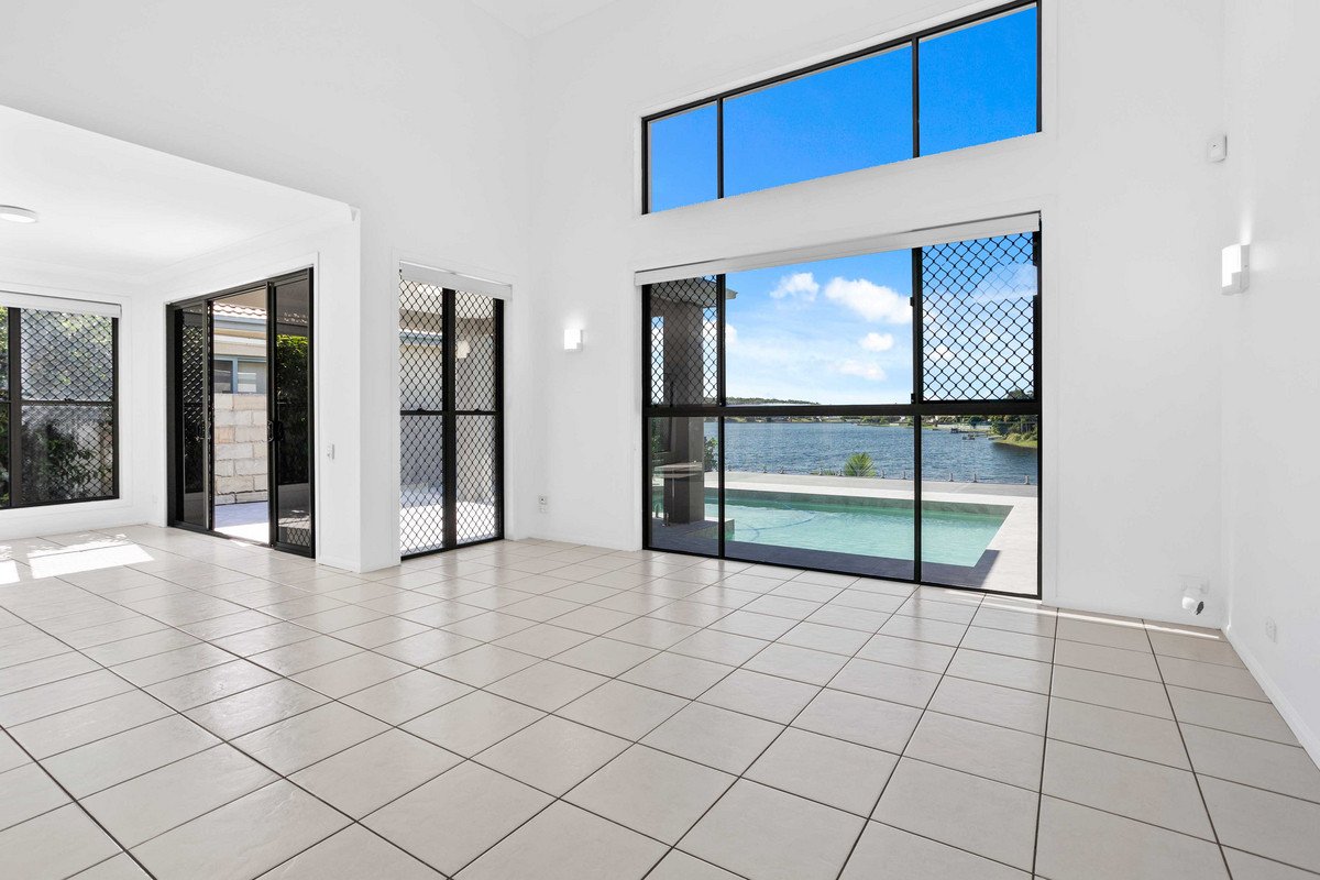 21 Cassowary Drive Burleigh Waters 3