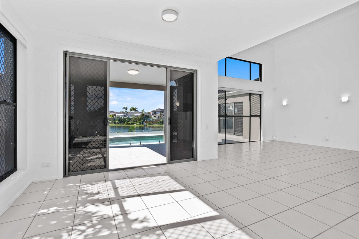 21 Cassowary Drive Burleigh Waters 9