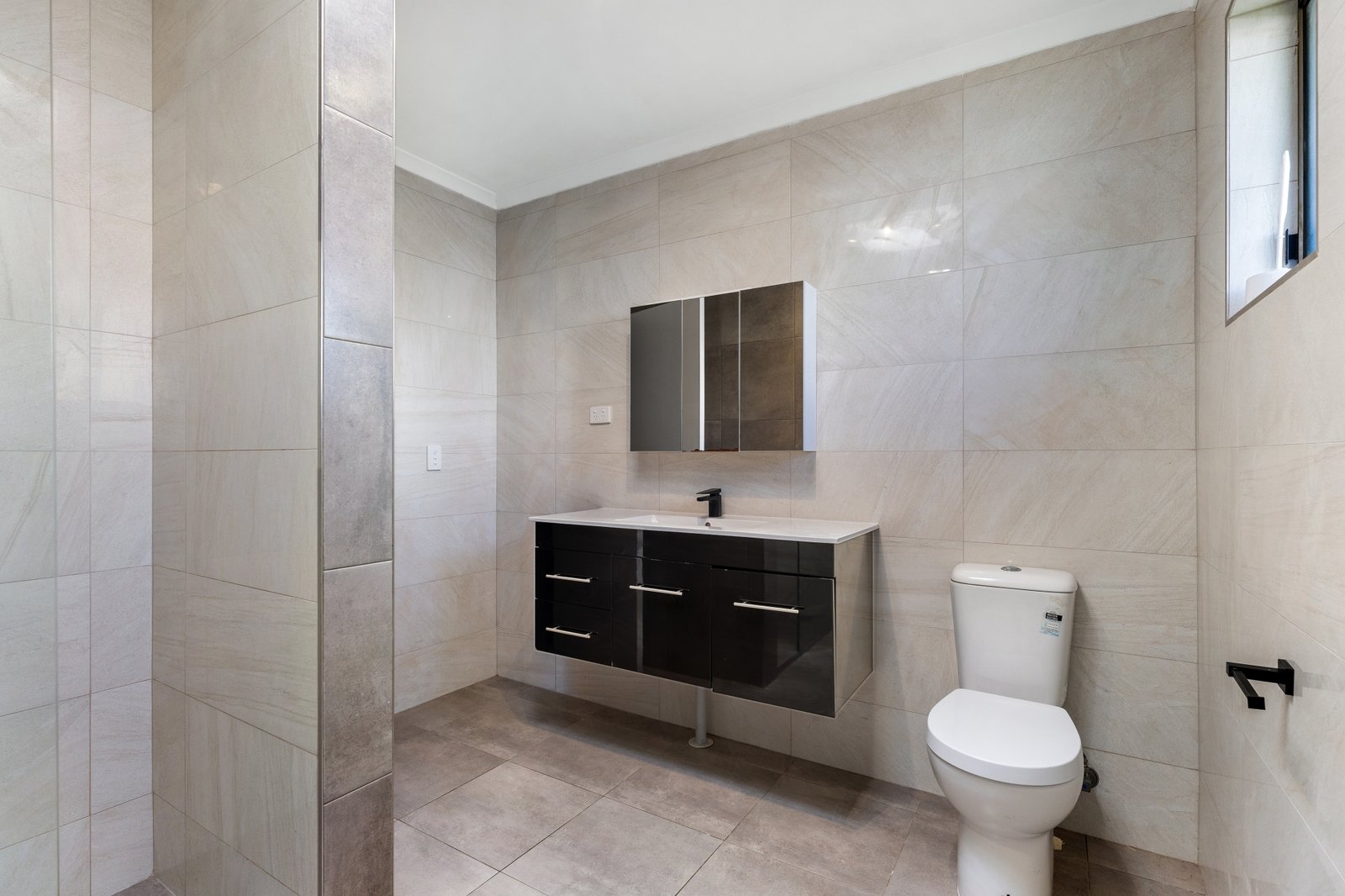 Real Estate and Property in 21 Castles Crescent, Kyneton, VIC