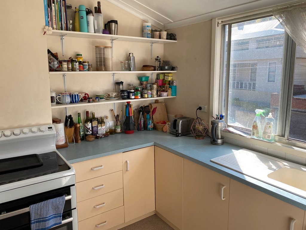 2/1 Cato Avenue WEST HOBART 2