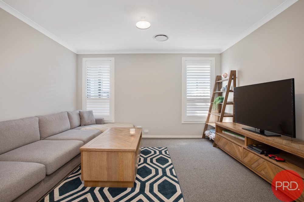 21 Centrefield Street RUTHERFORD 5