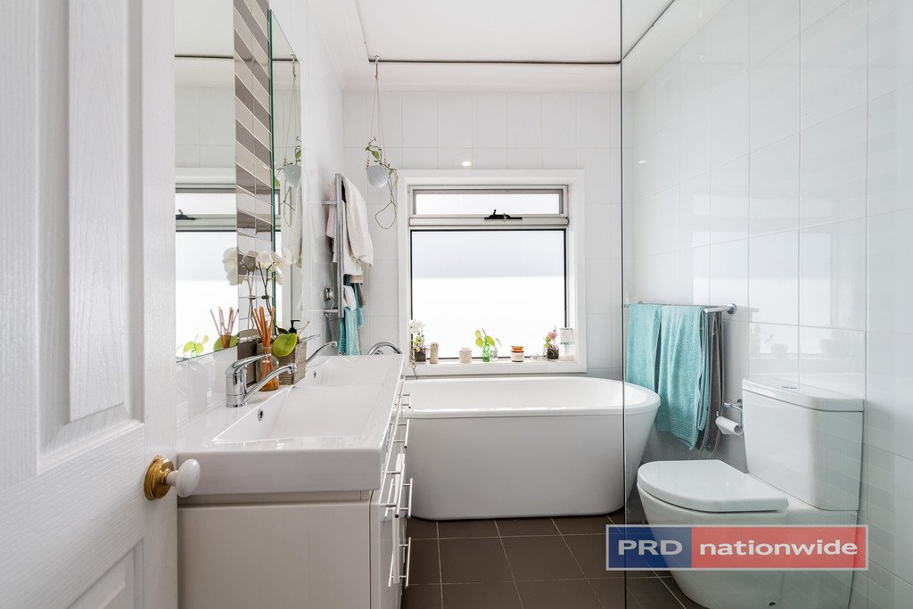 21 Chamberlain Road PADSTOW 8