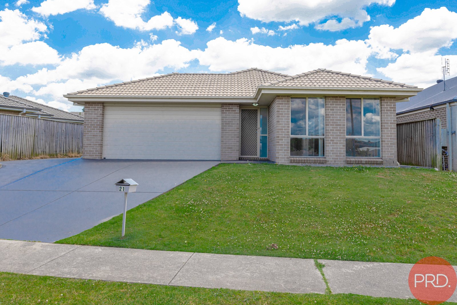 21 Champion Crescent GILLIESTON HEIGHTS 1