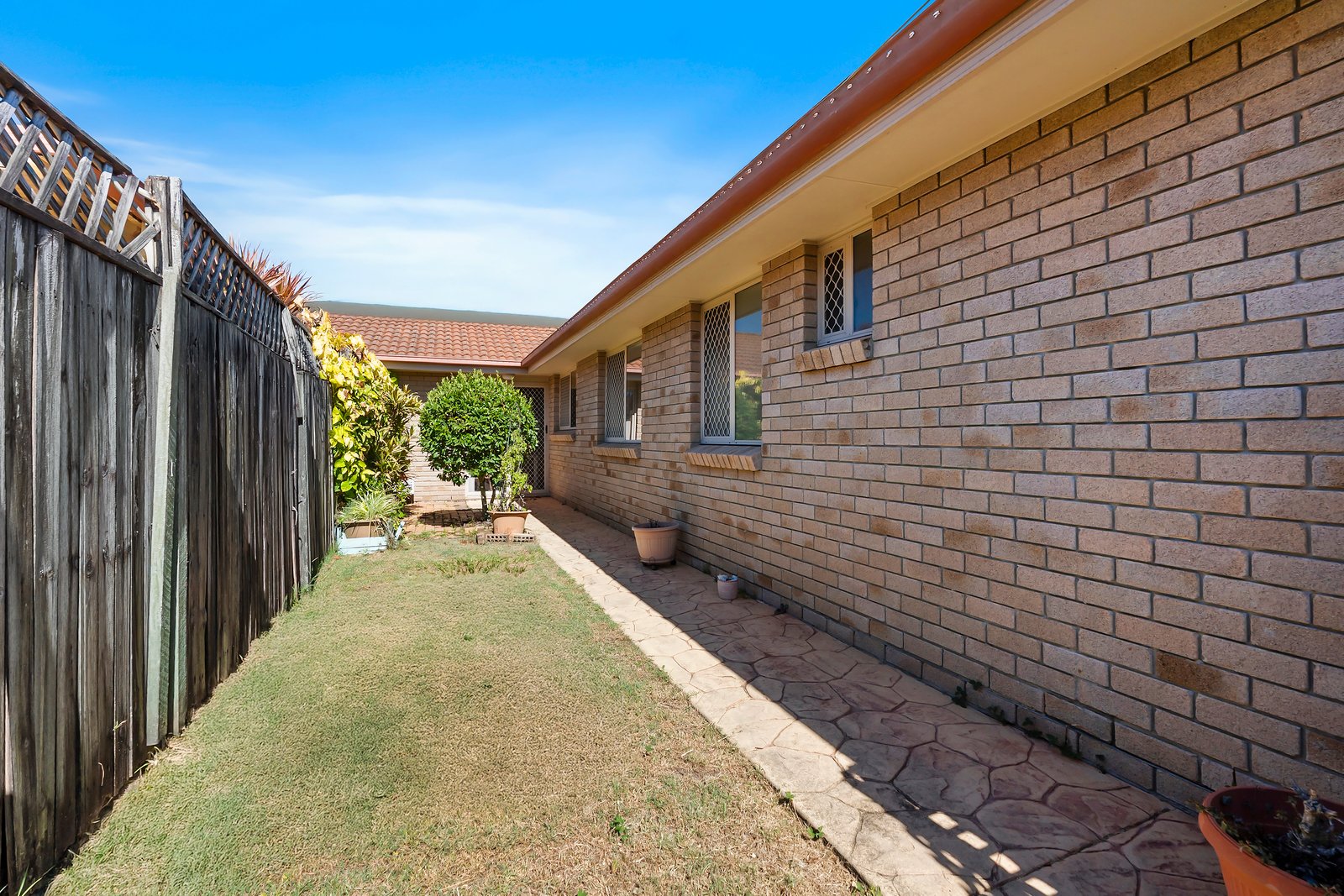 2/1 Channel Place KINGSCLIFF 21