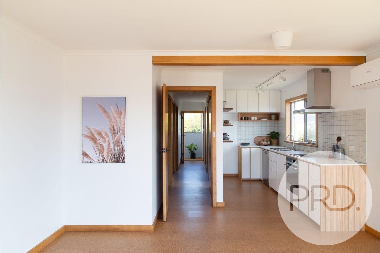 2/1 Chatsworth Street ROSE BAY 3