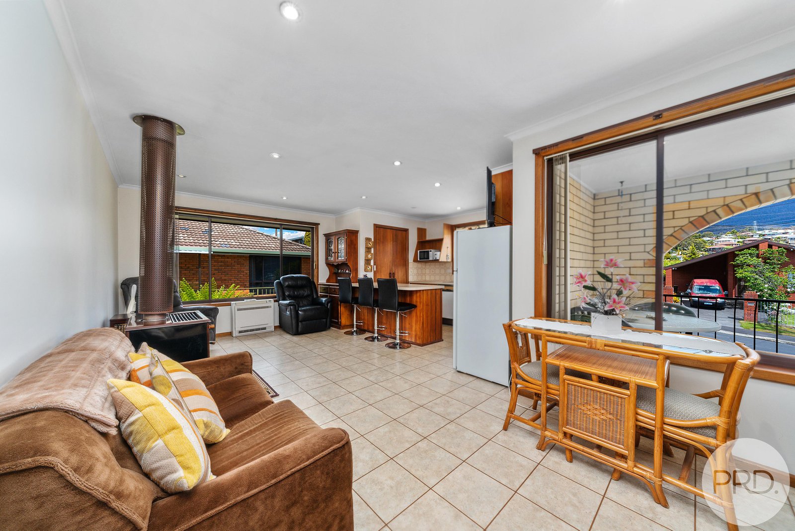 21 Cheviot Road WEST MOONAH 9