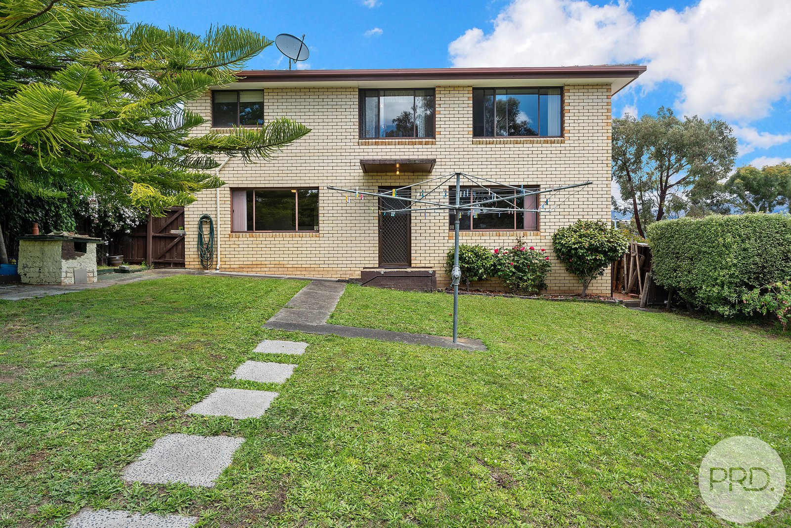 21 Cheviot Road WEST MOONAH 27