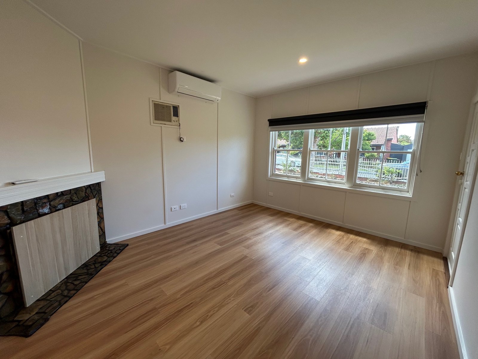 Gallery: 21 Churchill Avenue