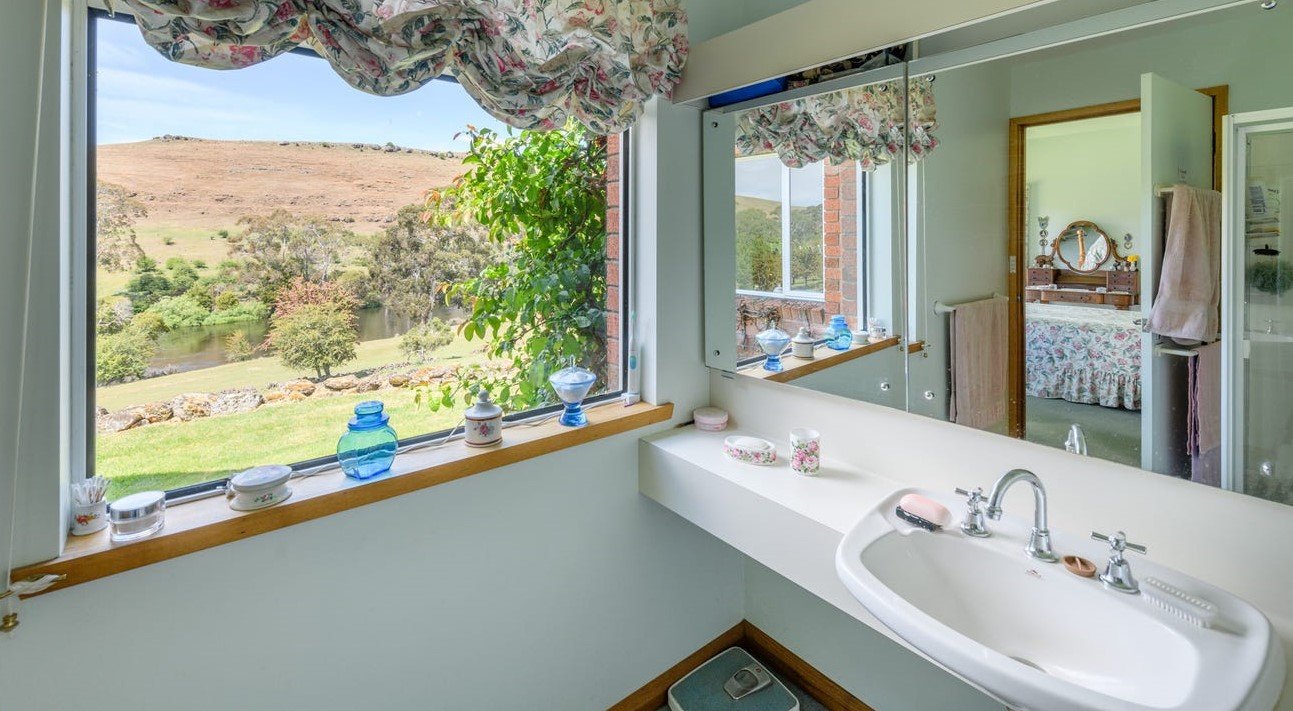 21 Clarendon Road GRETNA 12