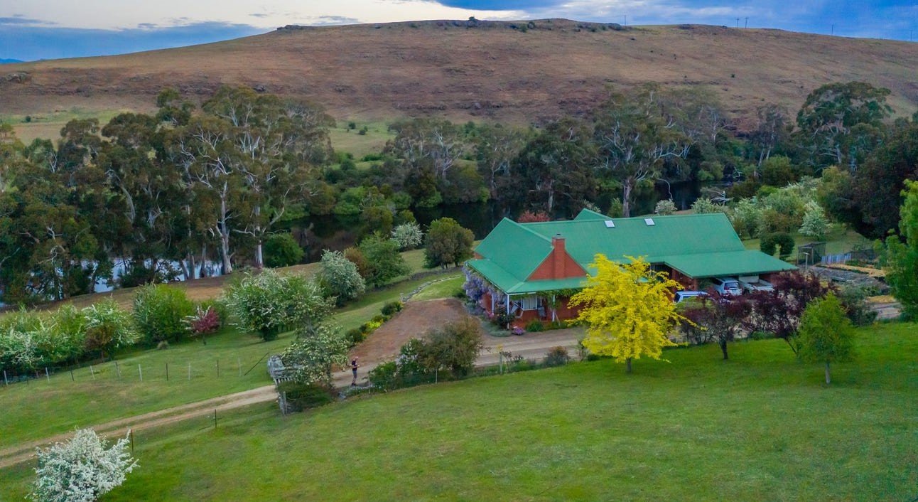 21 Clarendon Road GRETNA 2