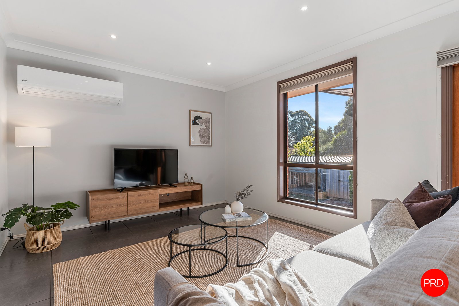 21 Clee Crescent STRATHDALE 2