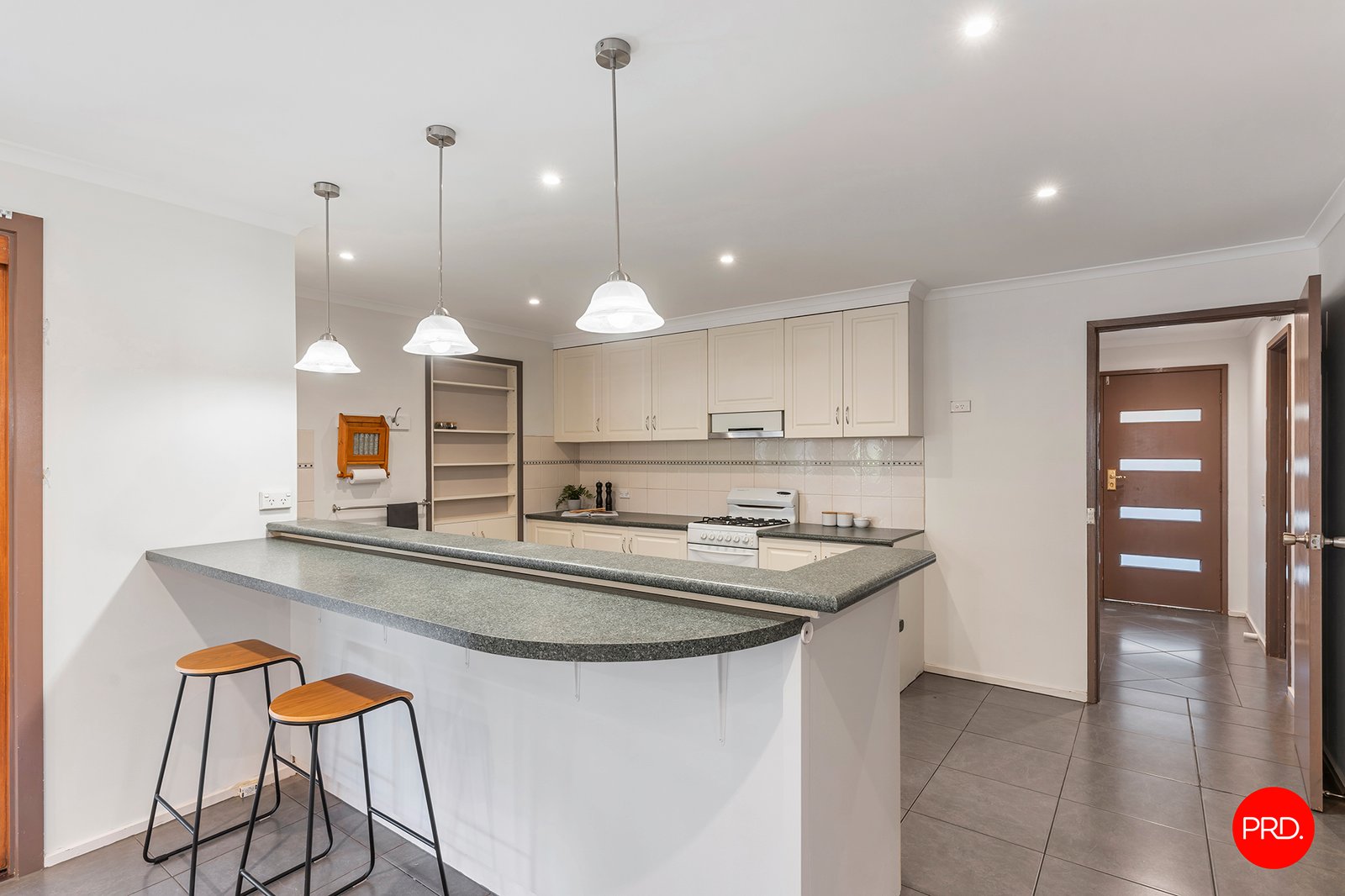 21 Clee Crescent STRATHDALE 4