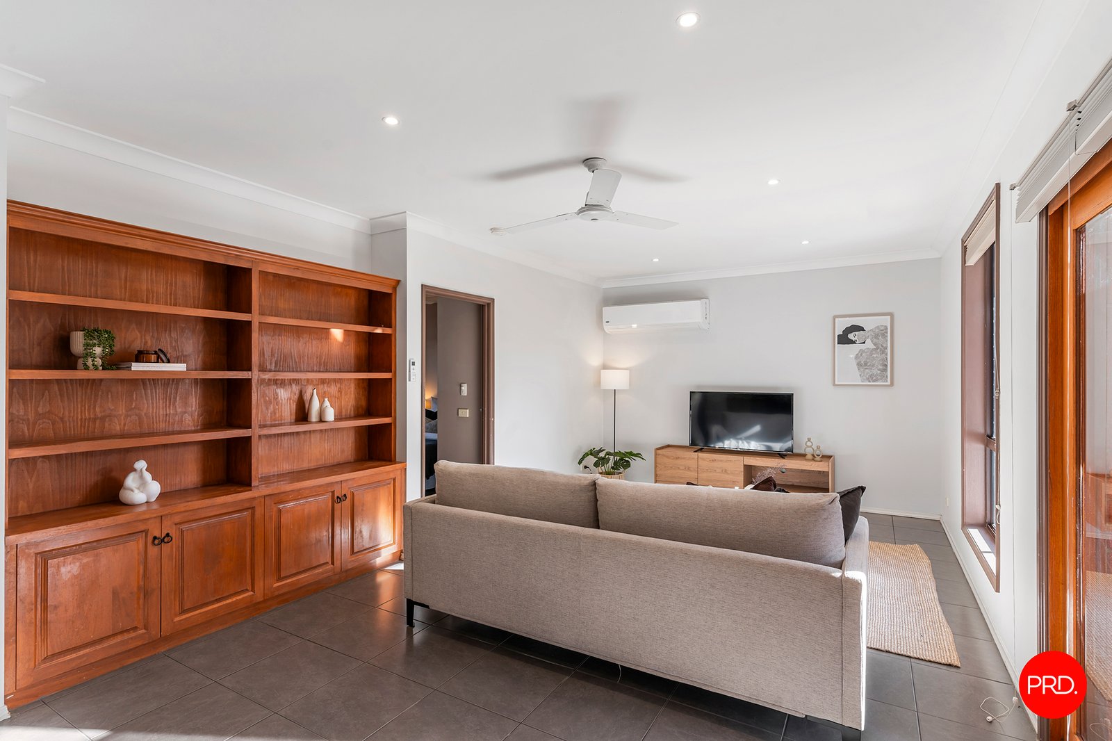21 Clee Crescent STRATHDALE 8