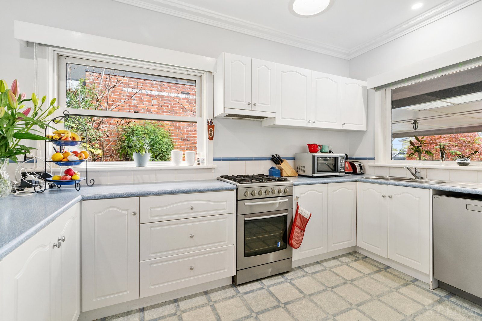 Real Estate and Property in 21 Clifton Street, Box Hill South, VIC