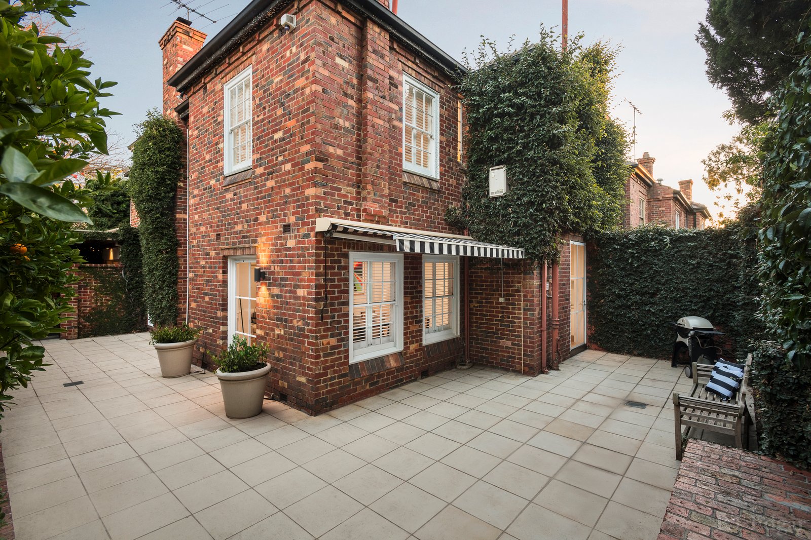 Real Estate and Property in 21 Cloverdale Avenue, Toorak, VIC