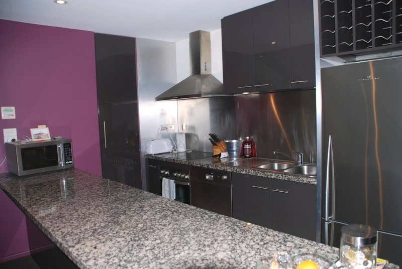 2/1 Collins Street HOBART 3