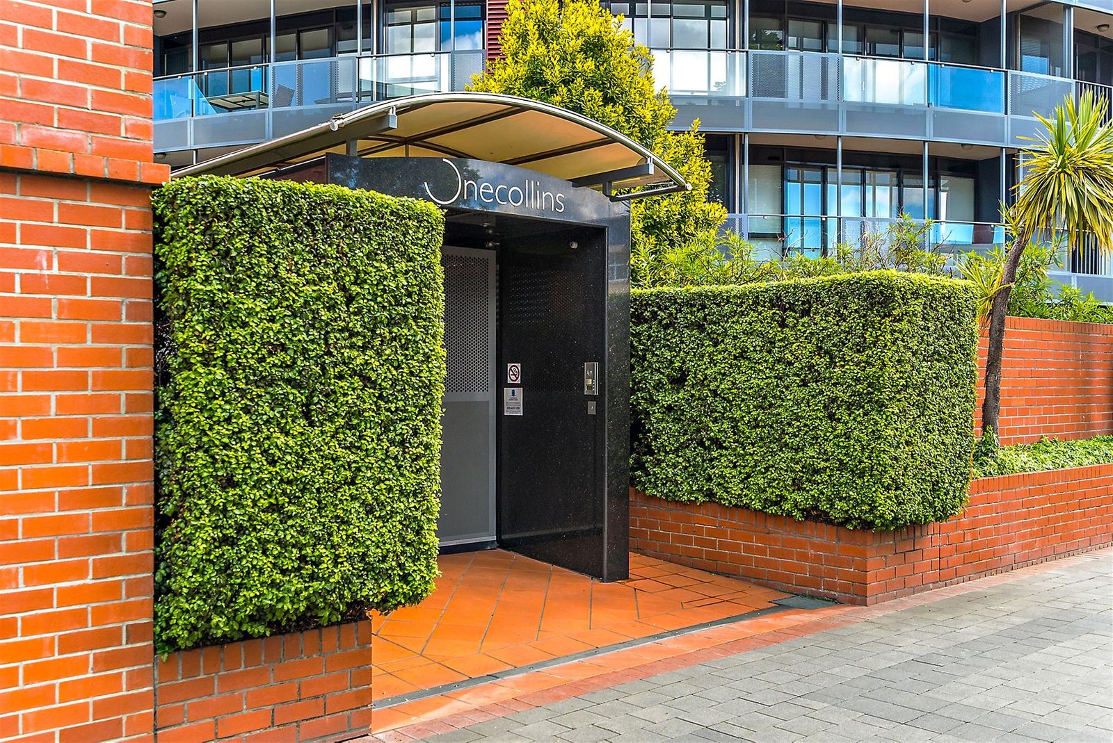 2/1 Collins Street HOBART 1