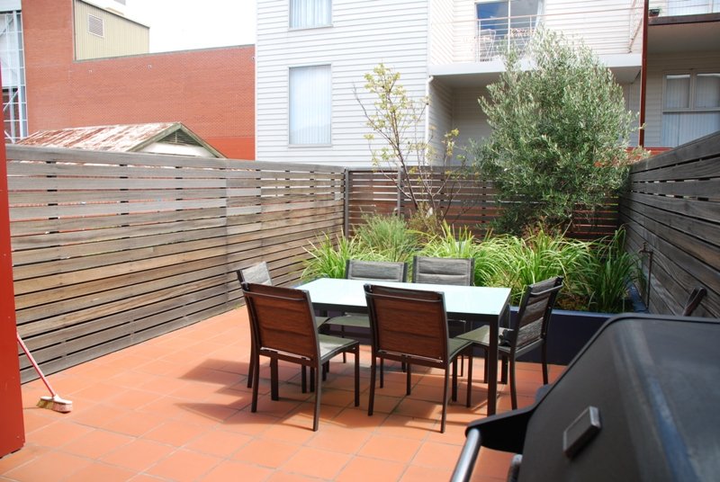 2/1 Collins Street HOBART 7
