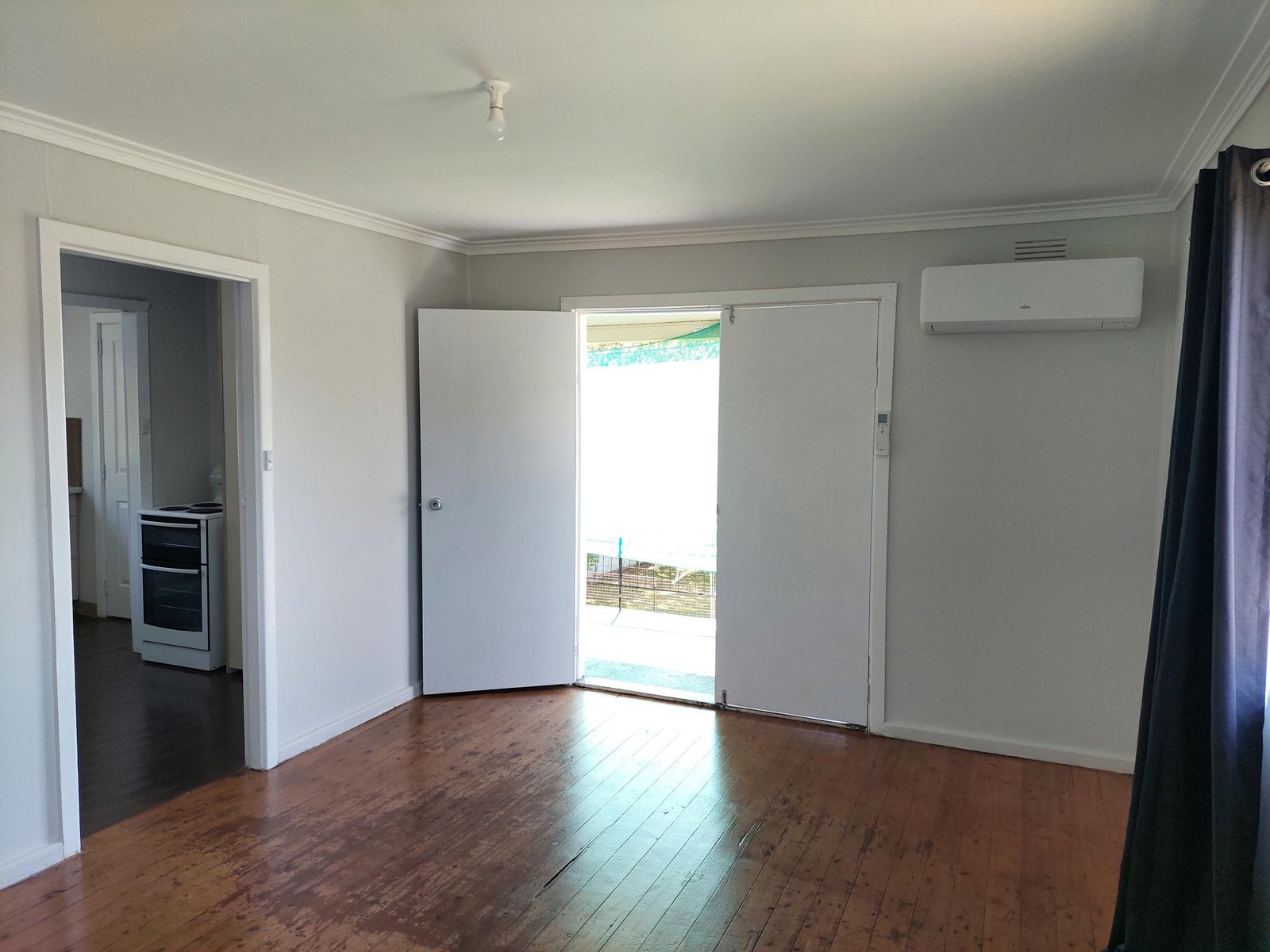 2/1 Colwell Street TUMUT 3